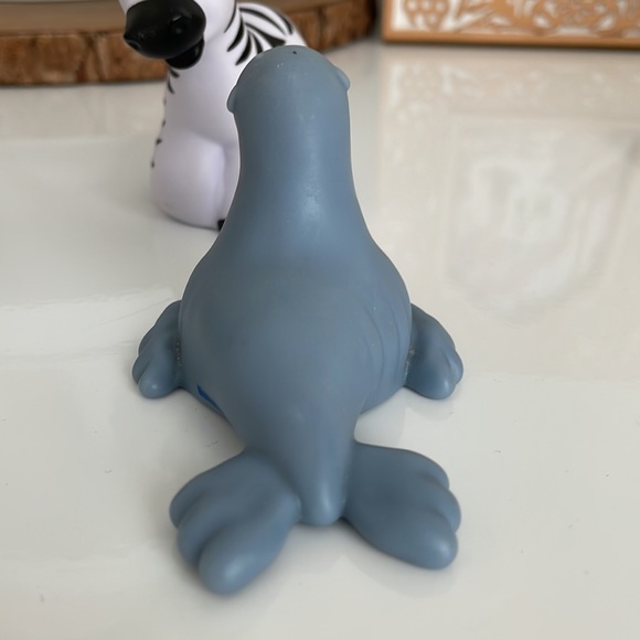 [ Fisher Price Little People Zoo Animals - Monkey Zebra Seal - Plastic Toy ] - Picture 5 of 11